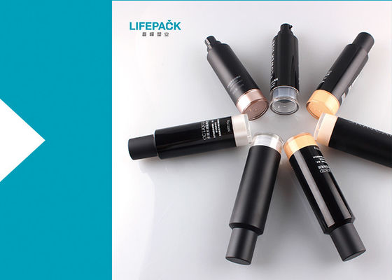 la pompe 35ml privée d'air met le cosmétique en bouteille, couleur adaptée aux besoins du client par bouteille privée d'air vide de pompe